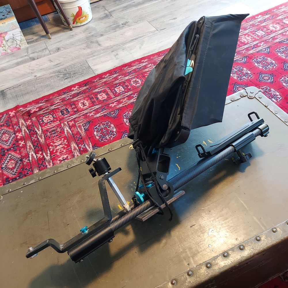 Magicue Professional Teleprompter System for DSLR Mirrorless Cameras Black - Picture 5 of 6